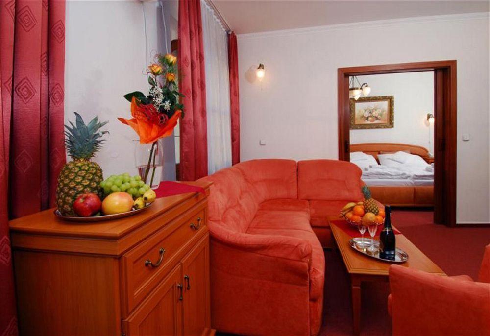 Hotel Grand Zilina Exterior photo