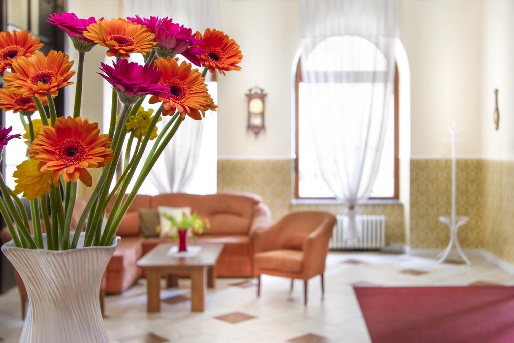 Hotel Grand Zilina Exterior photo