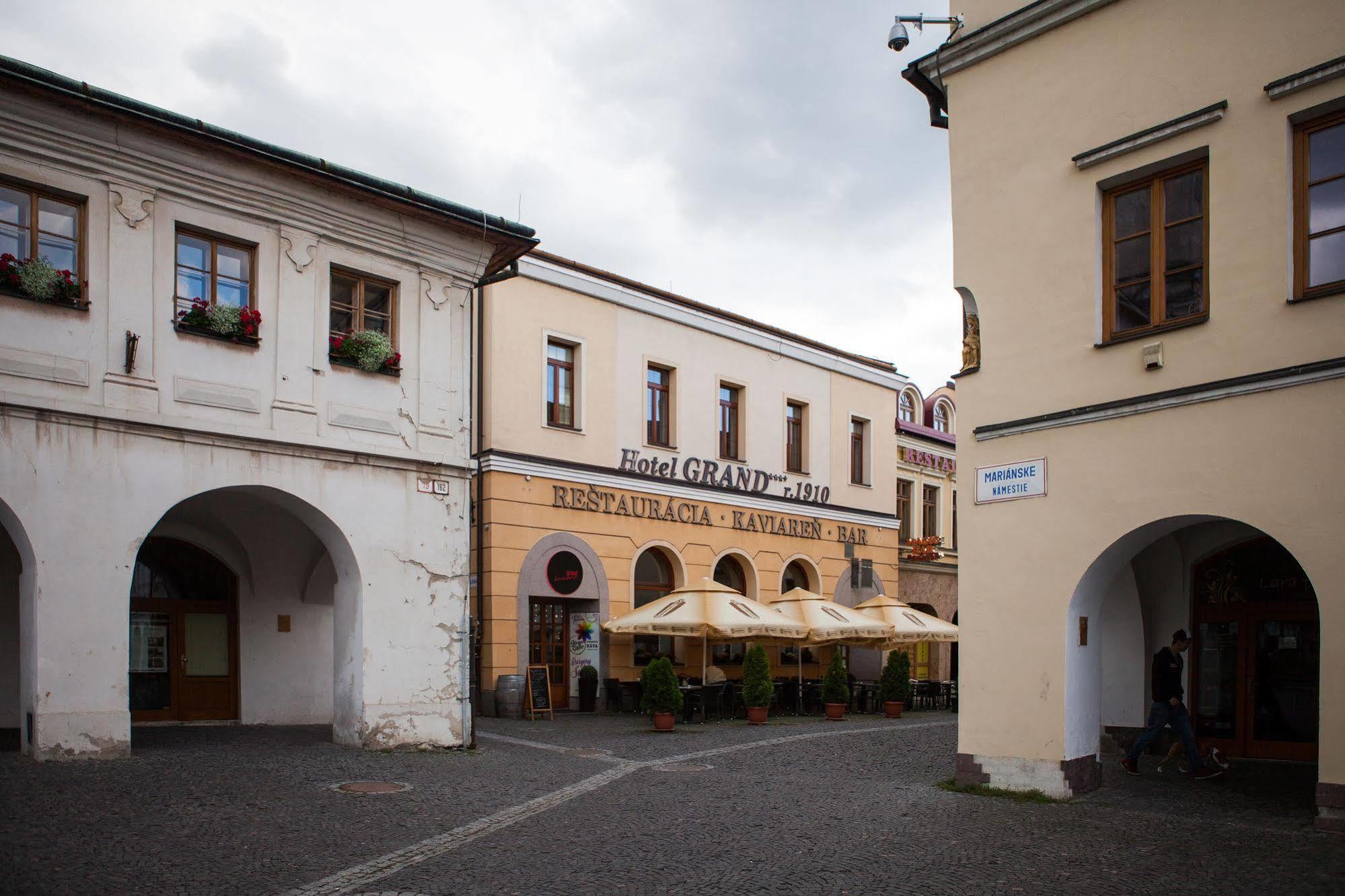 Hotel Grand Zilina Exterior photo