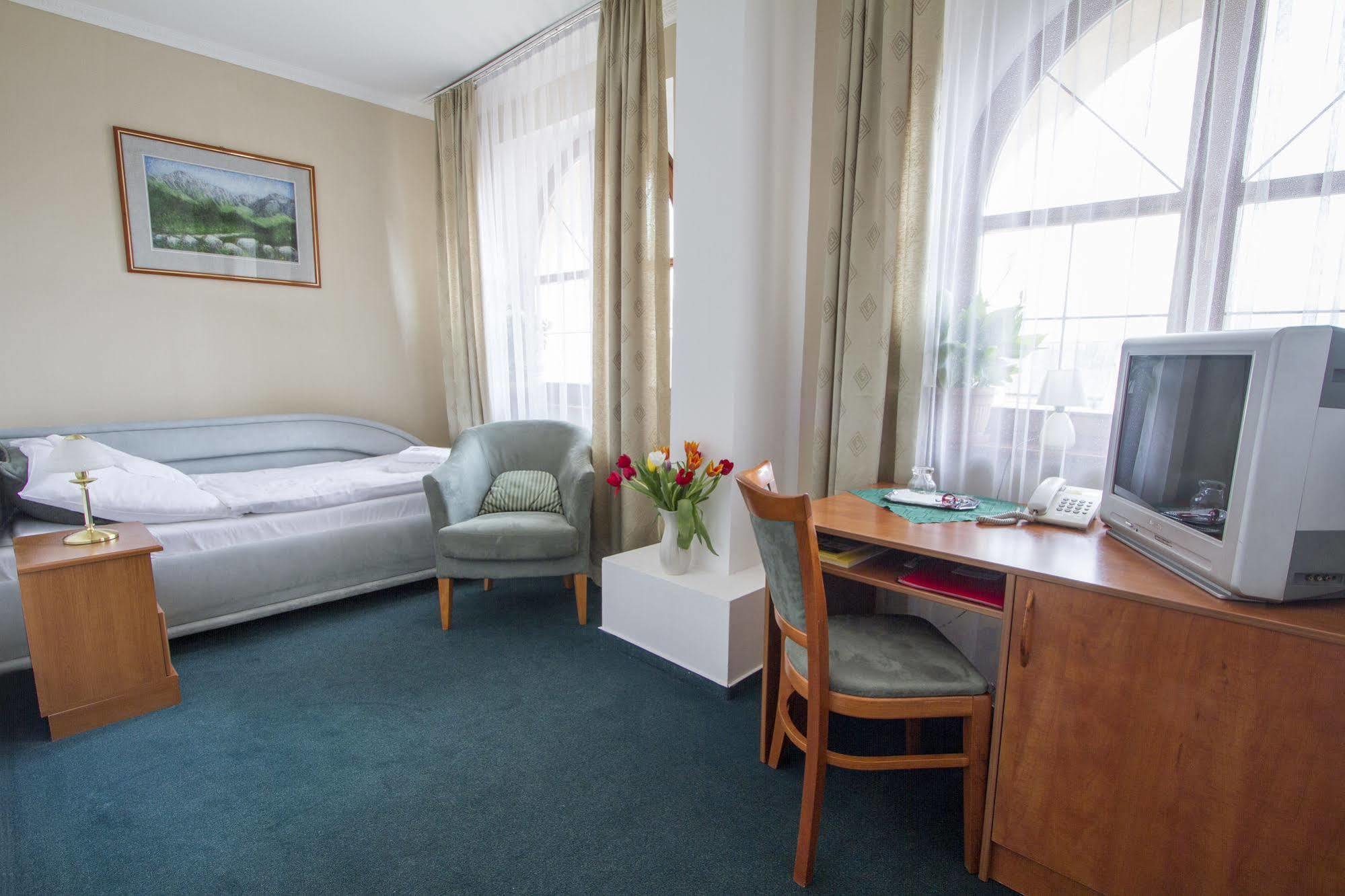 Hotel Grand Zilina Exterior photo